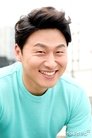Oh Dae-hwan isWang Dong-hyun